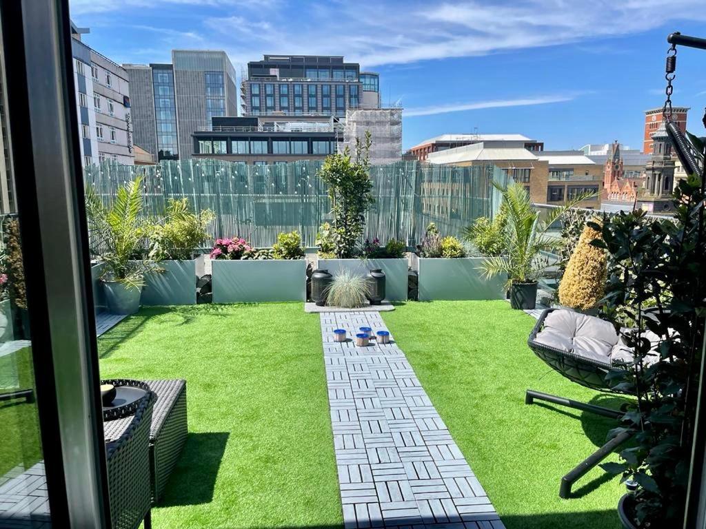 Apartament Luxury 9Ine Penthouse With Garden & Jacuzzi Birmingham Zewnętrze zdjęcie